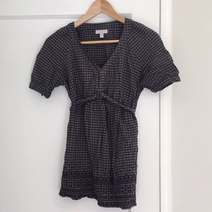 A pea in the pod maternity blouse